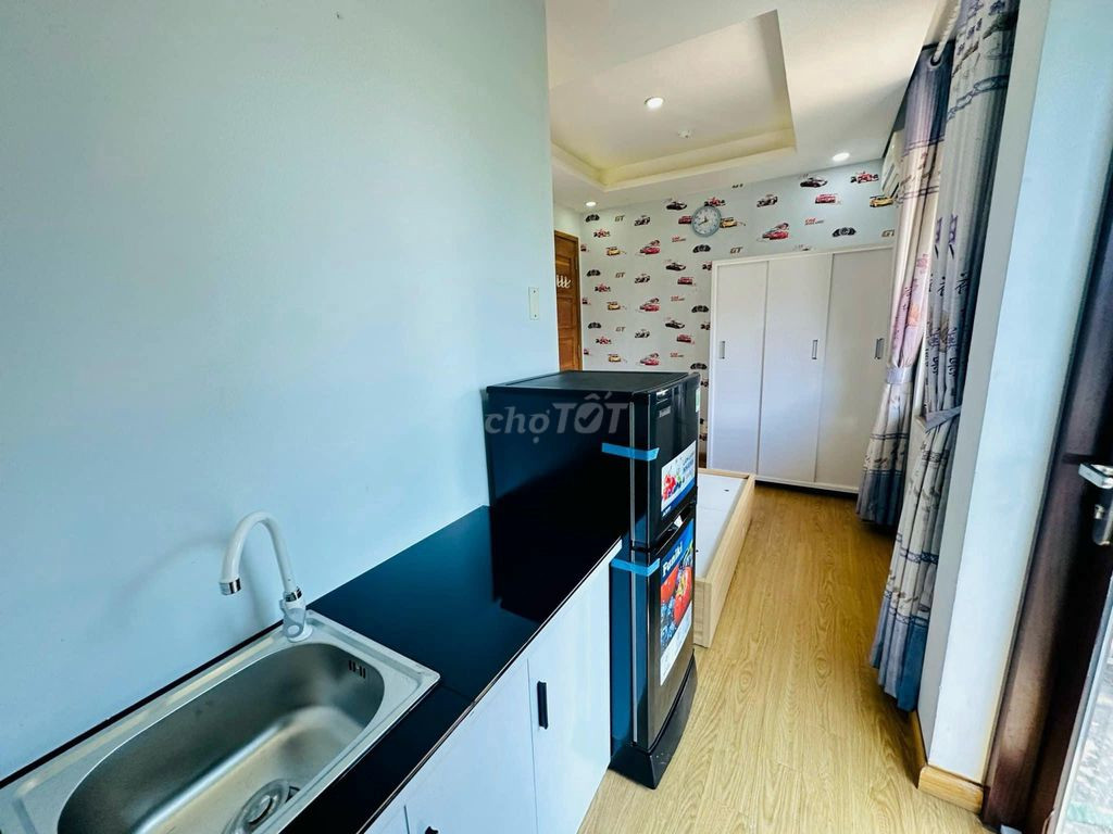 z5215351990211_999366aae55897044c1cbaf5841ad036