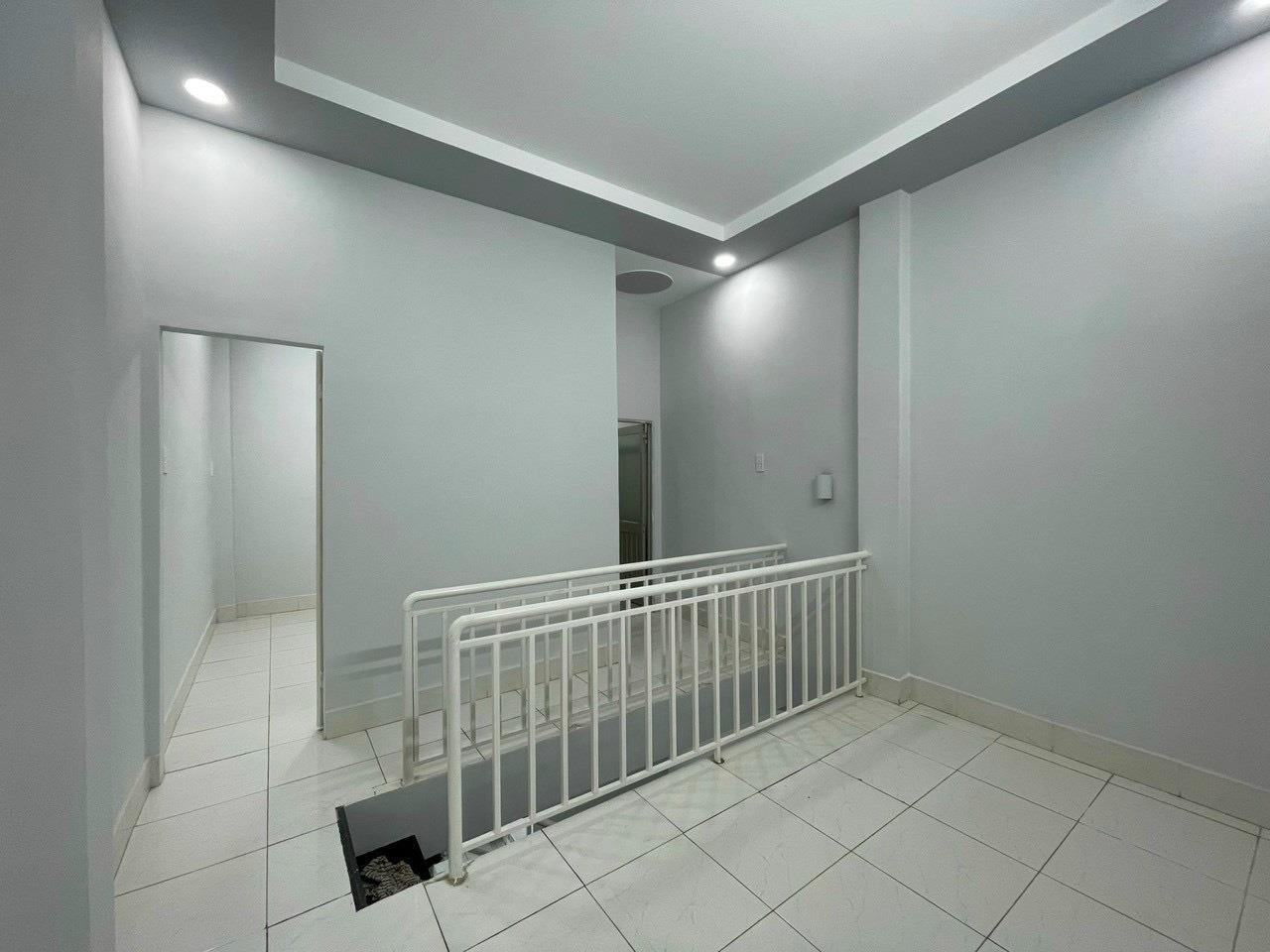 z5218802639275_cb5df6bdce40fadec170e63c16c9cbc5