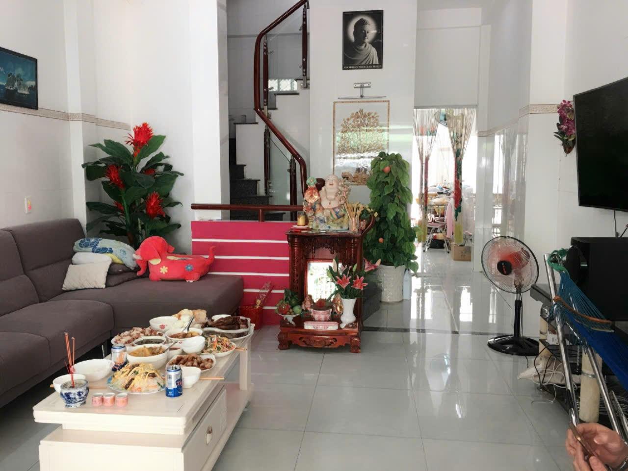 z5223623289506_89ee59e9574a8c647d5fd205a14e5f99