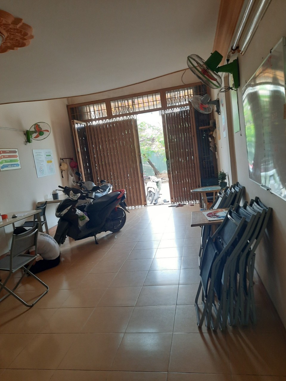 z5235298133084_d0b36da72d47006261d78c37695bd3ed