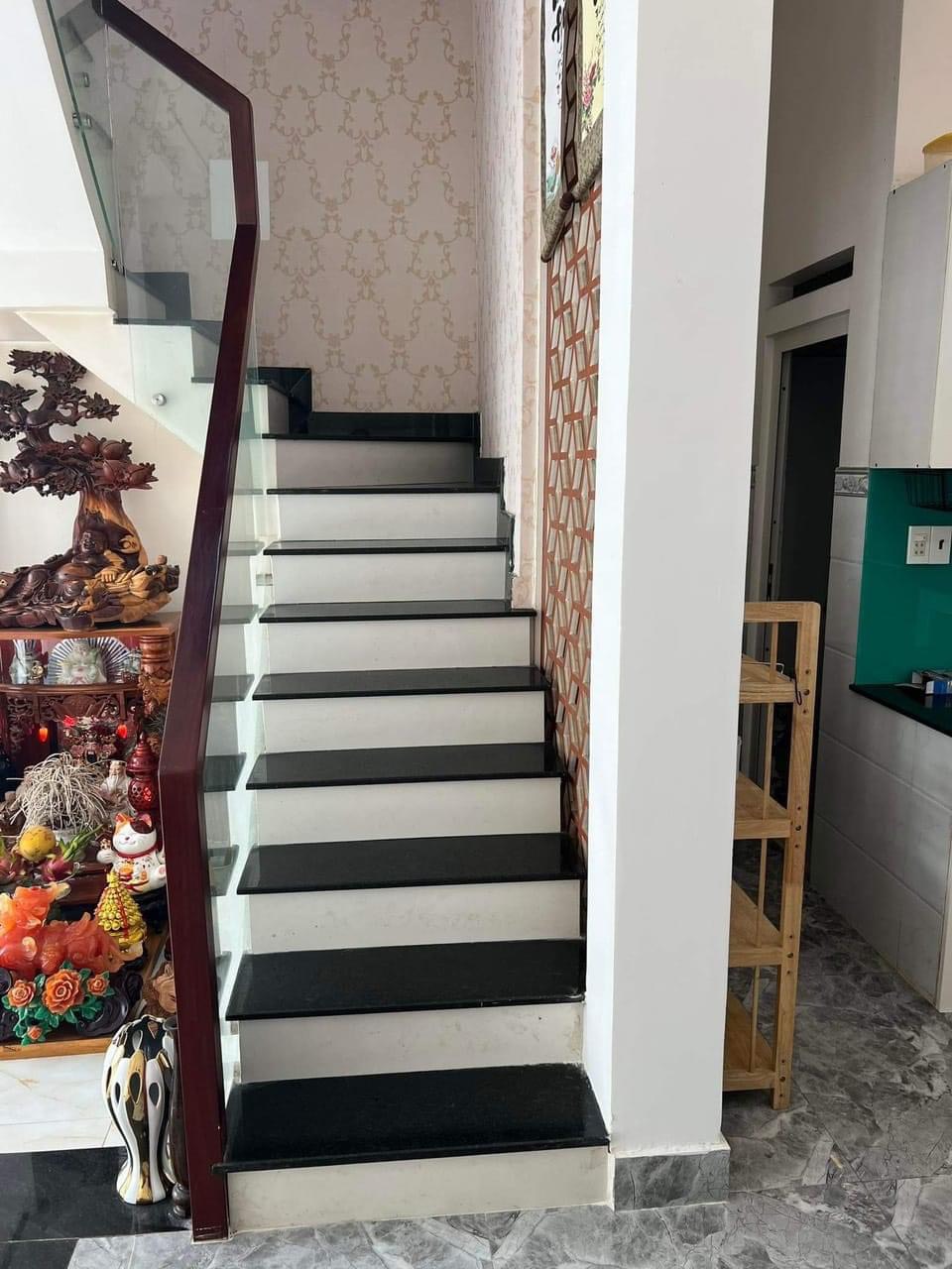 z5237612039279_01bec02aaa859b245ca9fed9737cfd0f