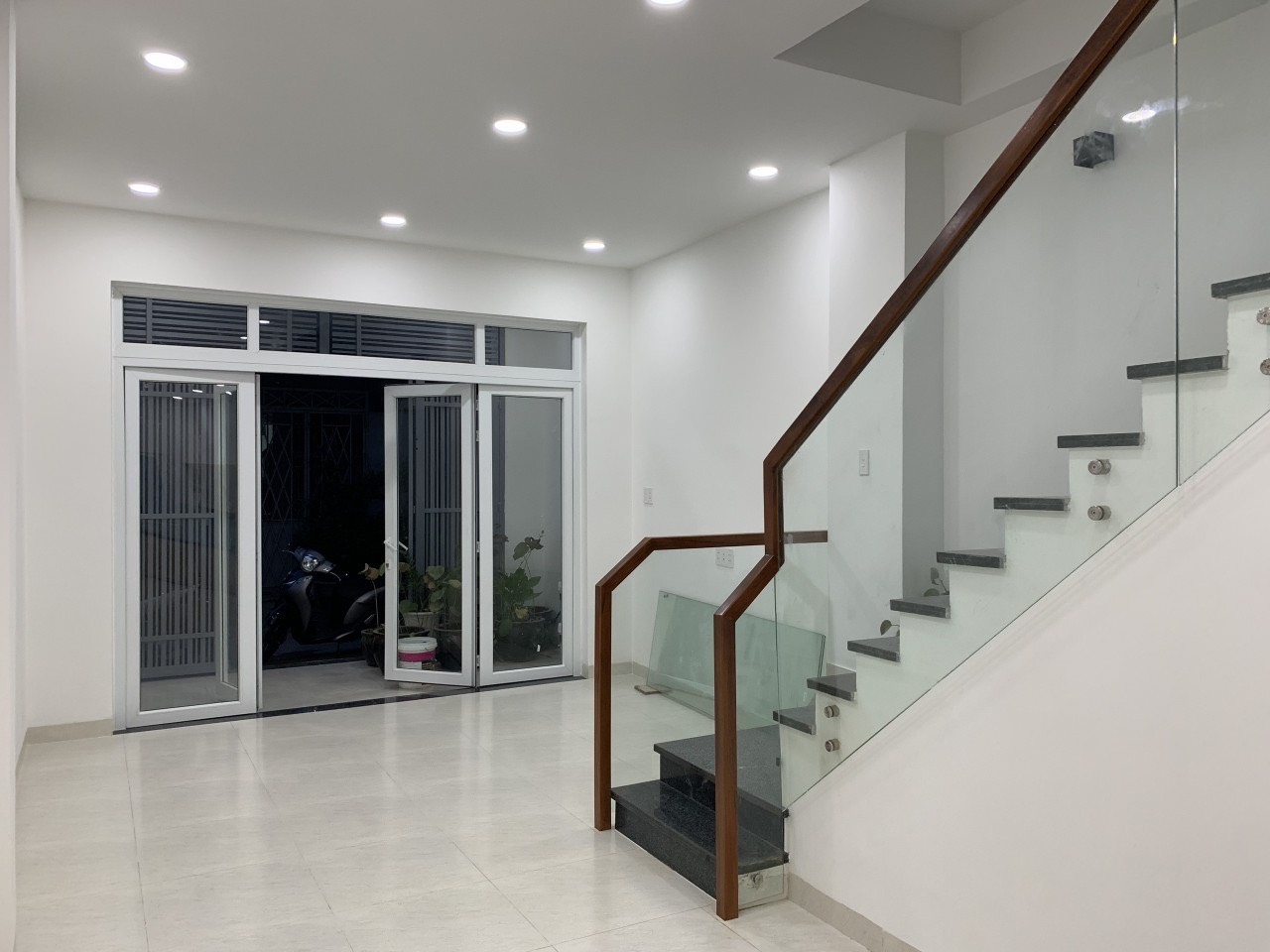 z5243735071418_bf4decadf1bfd71bbbf37ca1a9b3ff12