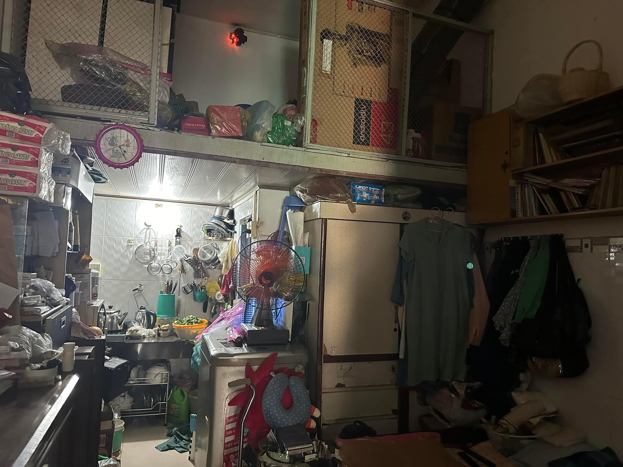 z5243923331623_4f38c8ff02f518634fe1d618f5fa0442