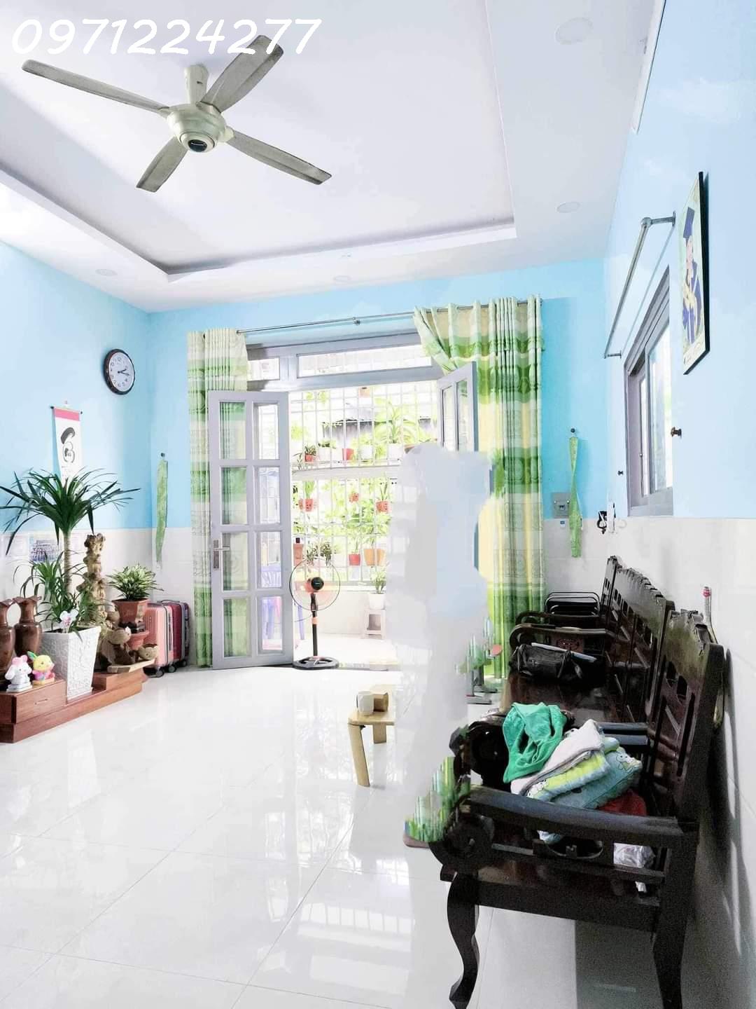 z5248998682881_f5b570390061b86b6b670418a4cb2724