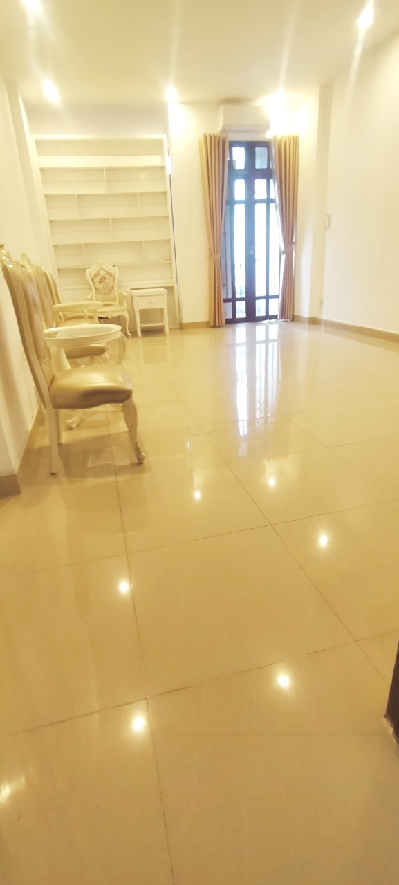 z5257925651403_ea8fa6b15189d269112452bee9ee703a