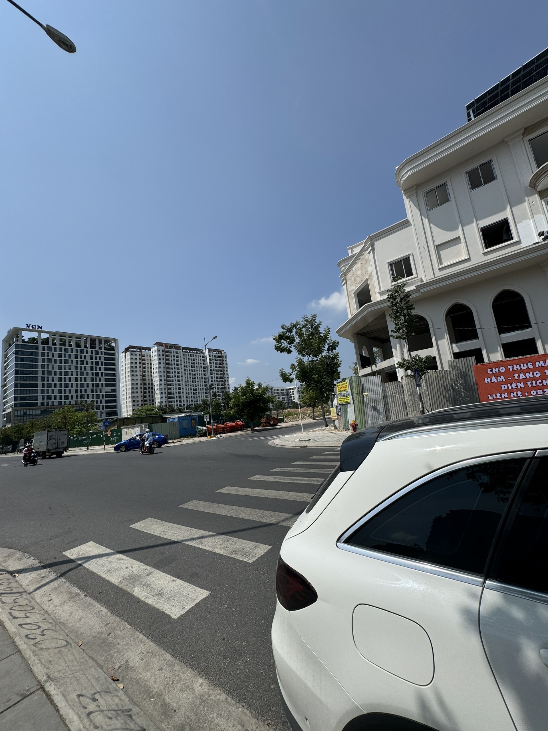 z5263823108477_855ac163e053cfcdab1511bc6f7a6f2c