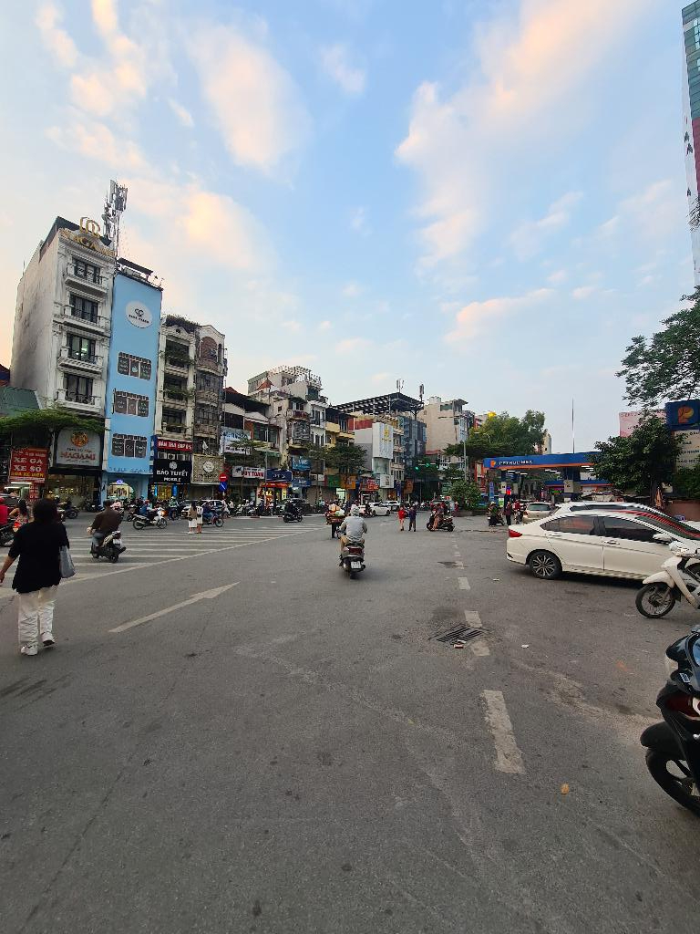 z5264384857960_3272510ad4fd22a1634595c841ed4c82