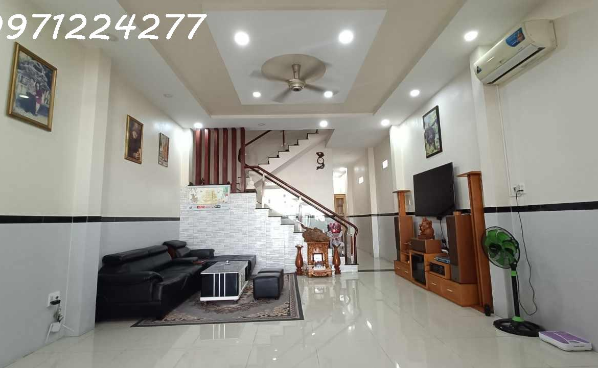 z5264534533956_9c3a796f03d25c1ebe9a5d50725eac7a