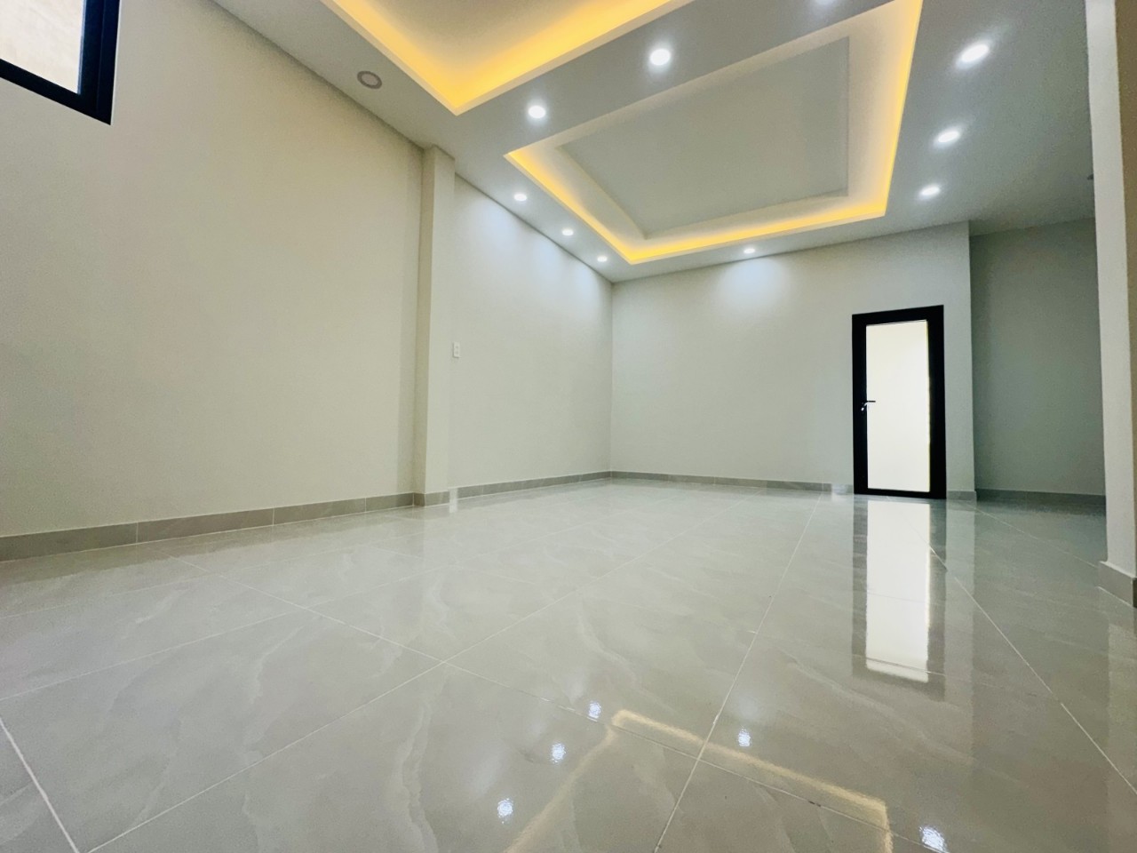 z5266083429004_ad0ac3b1550233cc57476ba73f57c3ce