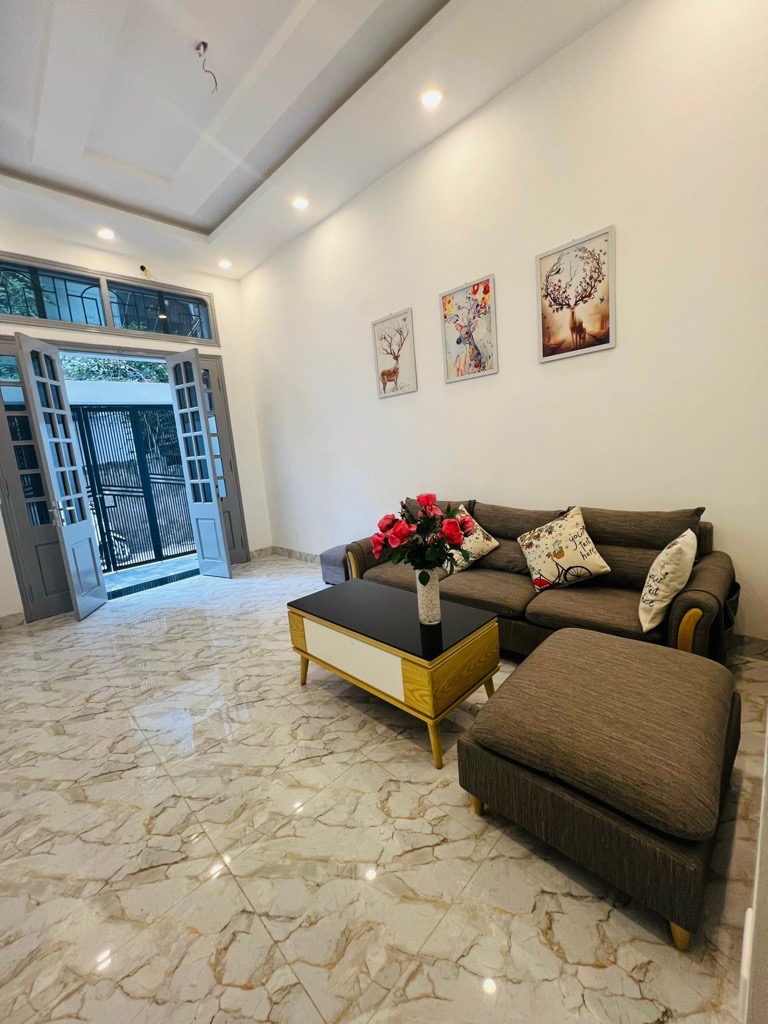 z5268149611945_bc61b2a3f52d6970c7fe0e0e5ca87d49 (1)