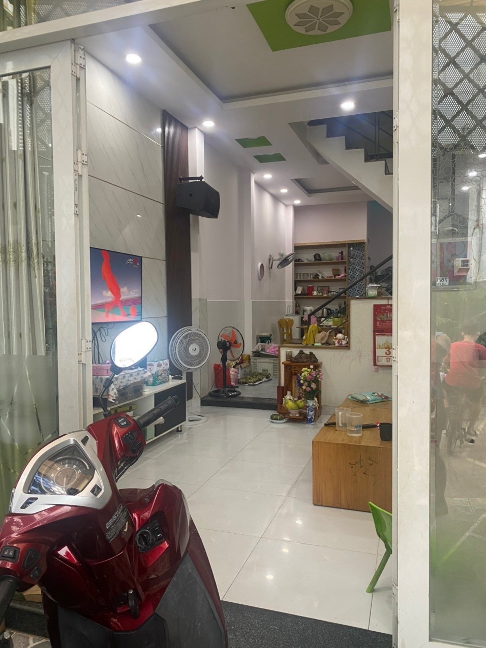 z5275266877355_0881d690c0bb5fb44bd14bbae395c679