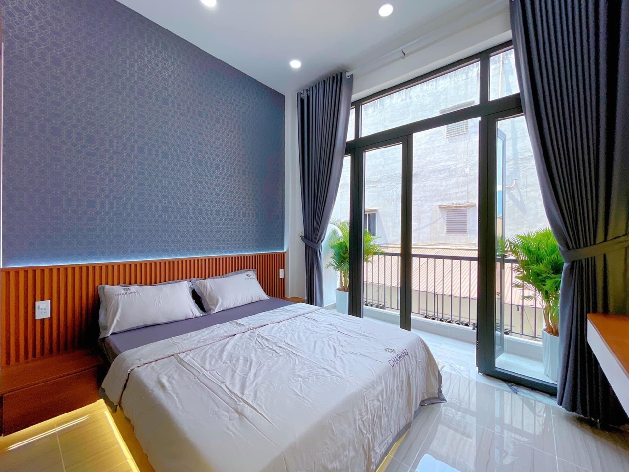 z5275868170633_e5b8d216b312f43ecc862ebcd9add56d