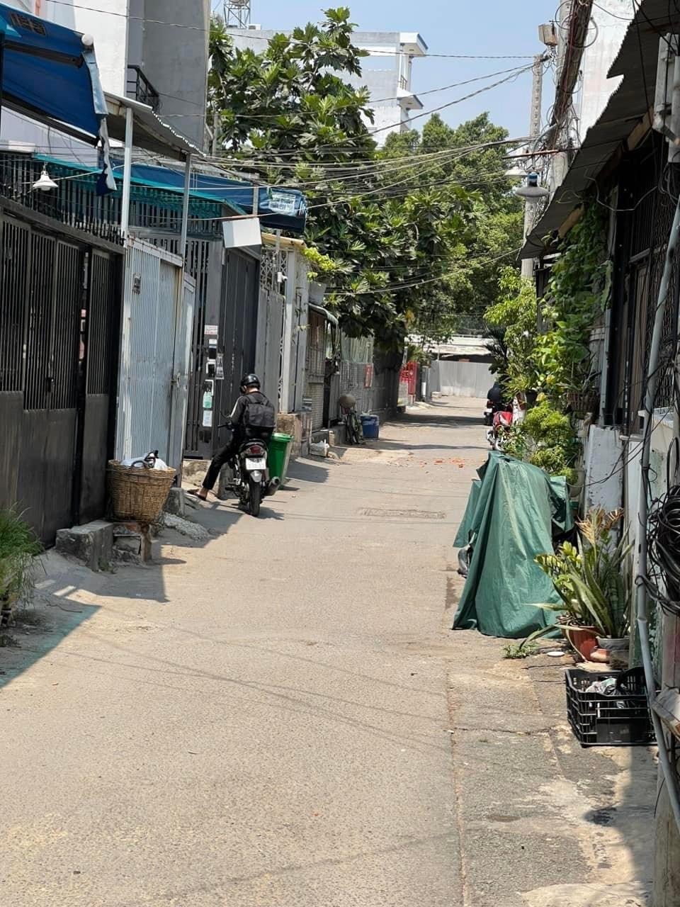 z5277264506060_7b9d35e14a8a99a1e88651d2e5a1ce4f