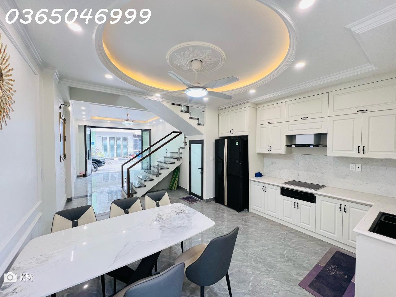 z5284184035877_84d3092d9ec198d97a26272ebafebe8b