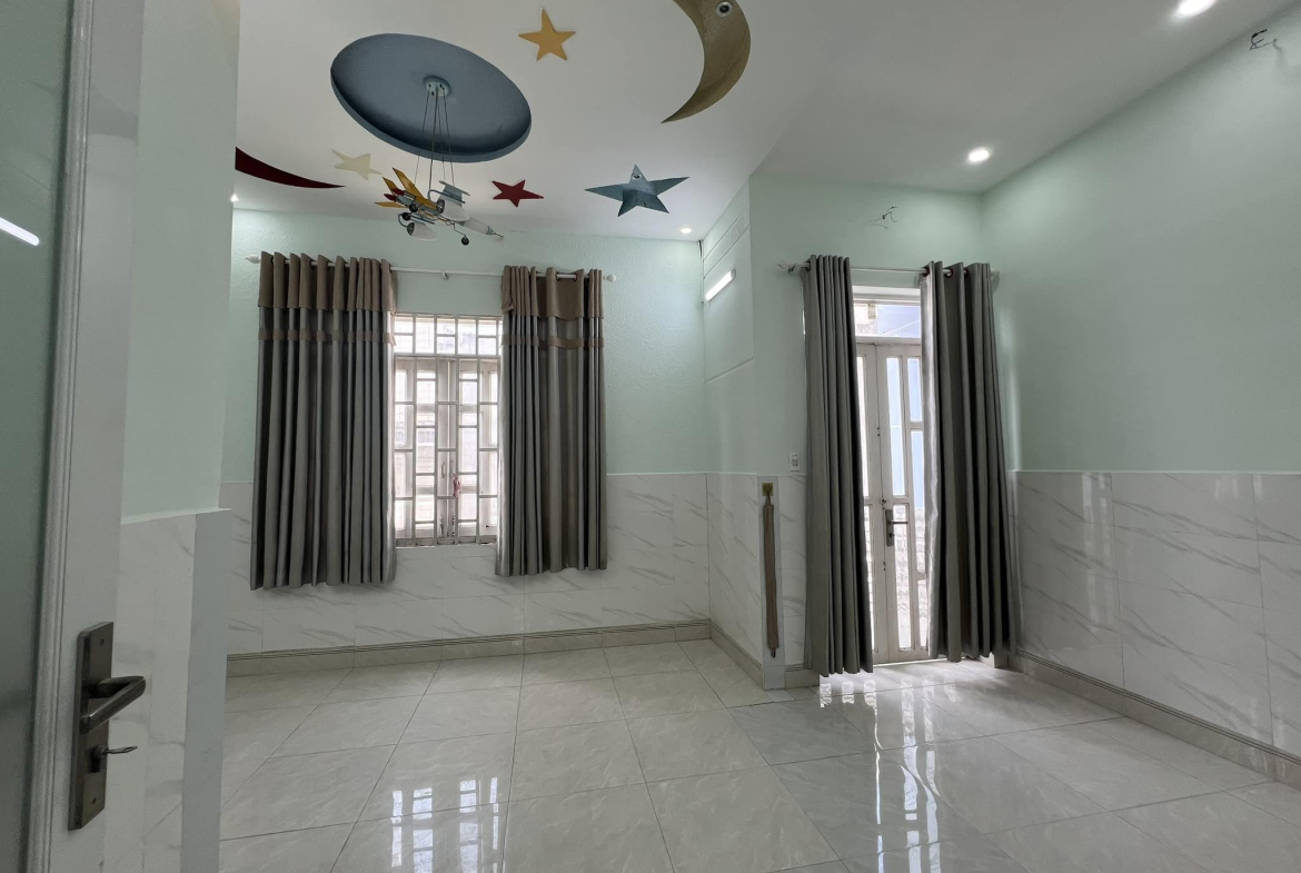 z5284415338770_6ce38a1a5abb37bae771c0a683457e06