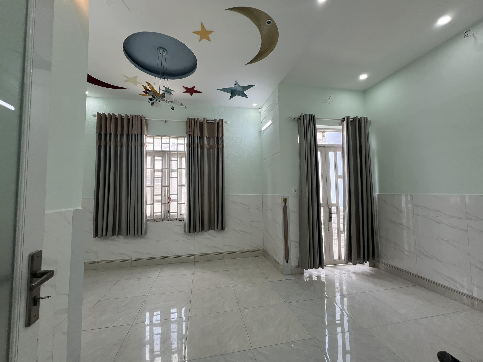 z5284415338770_6ce38a1a5abb37bae771c0a683457e06