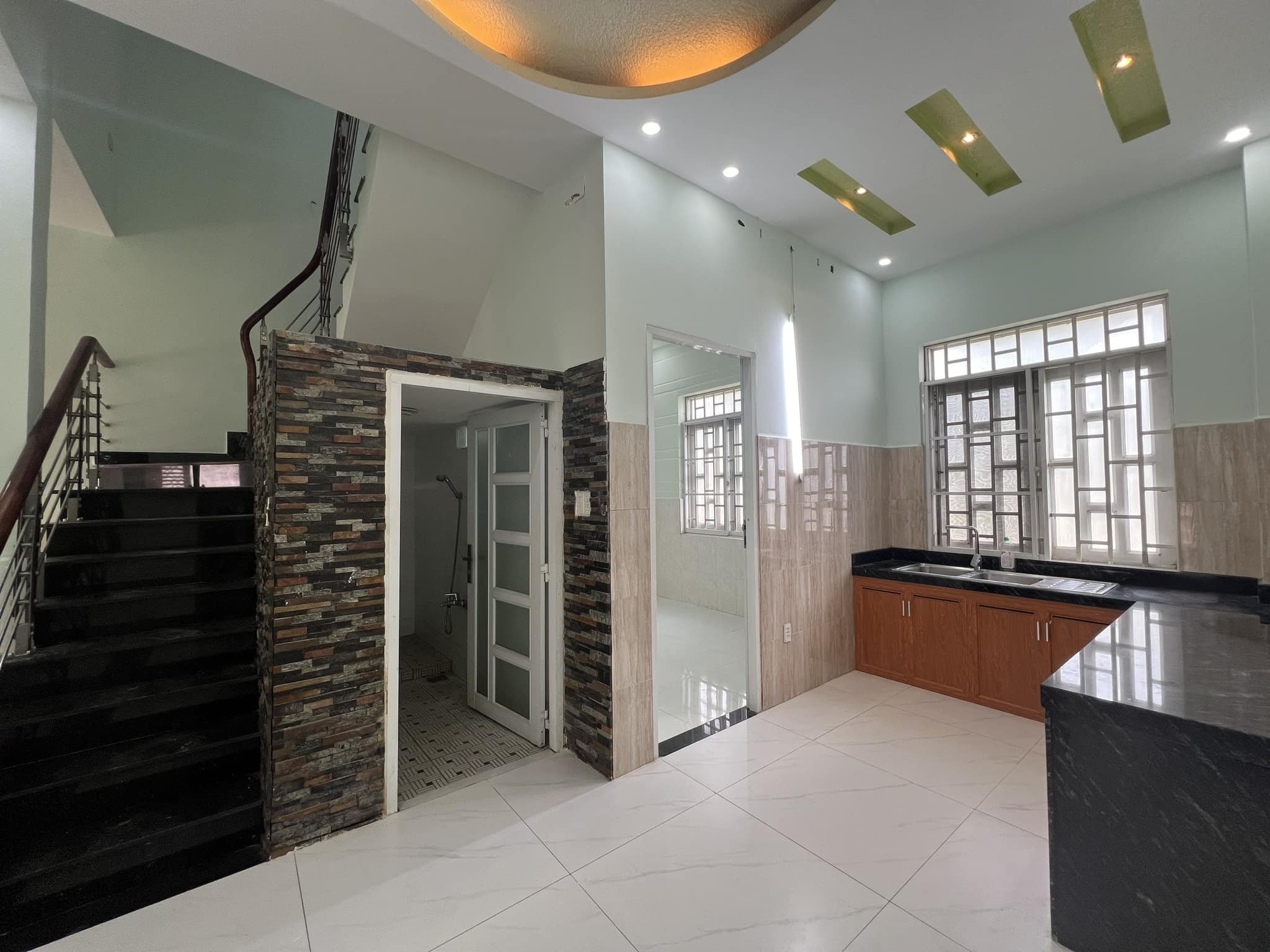 z5284415346806_9e01d5514865297d9b67da2fdebeceb9