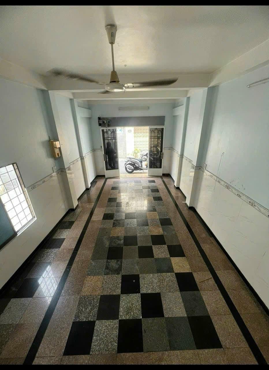 z5285645521183_d710d7ea4de134f8f95da11aa1c44029