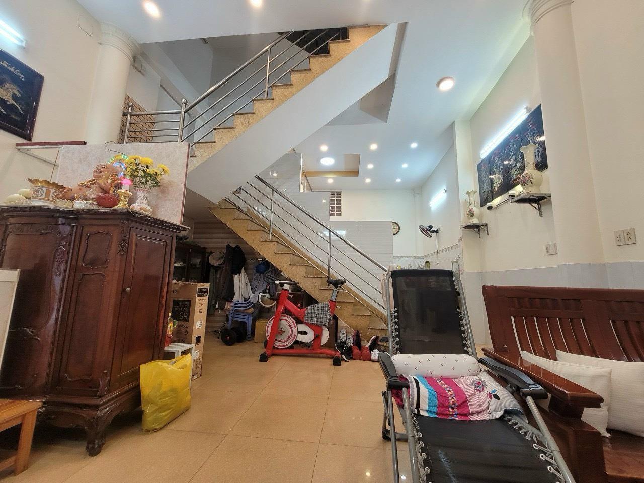 z5291462673221_cddd4a440faa6b4a27c1283f0403830f