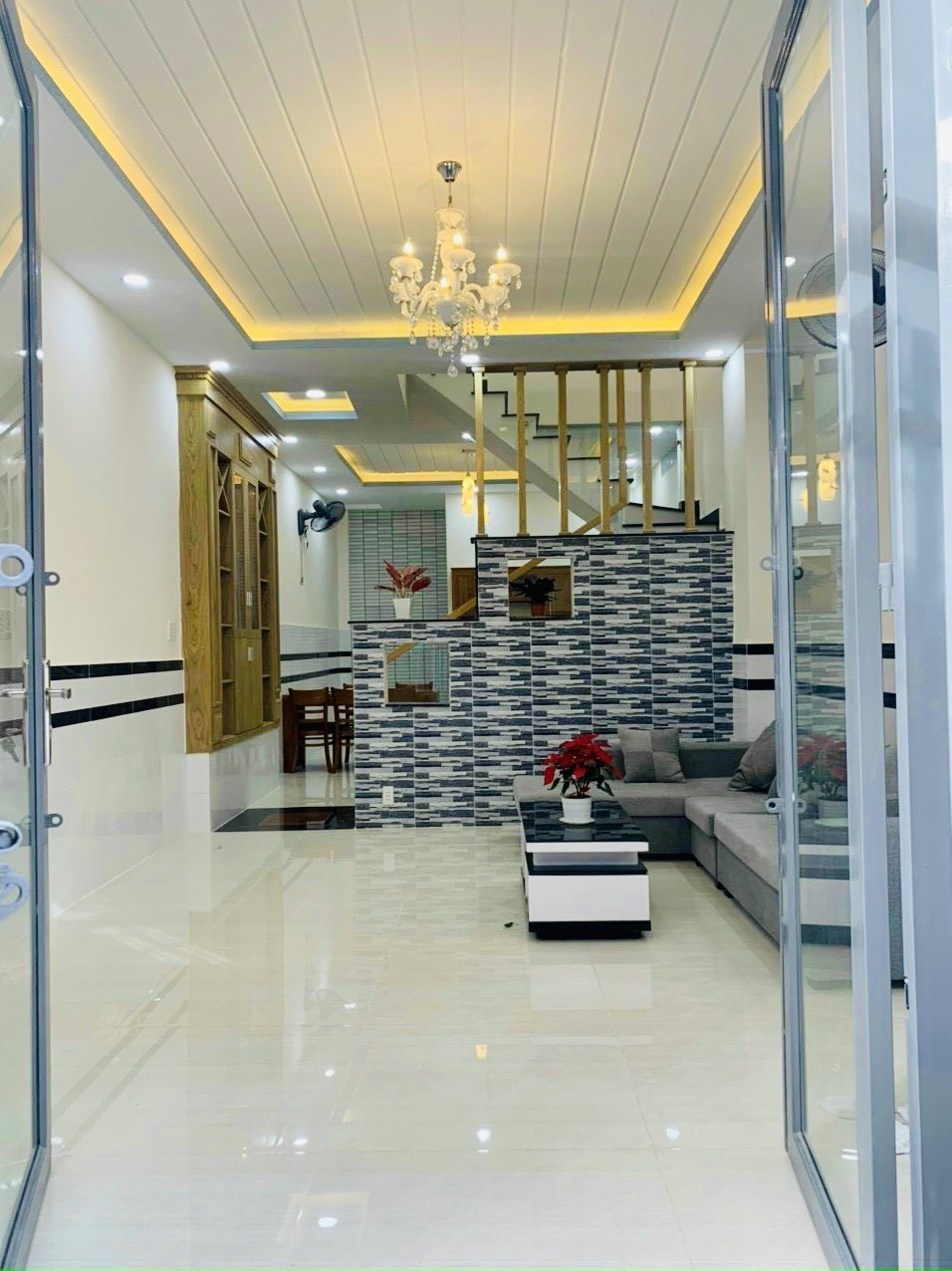 z5292560030105_313007fd933bda89d2c0fc0eecd342df