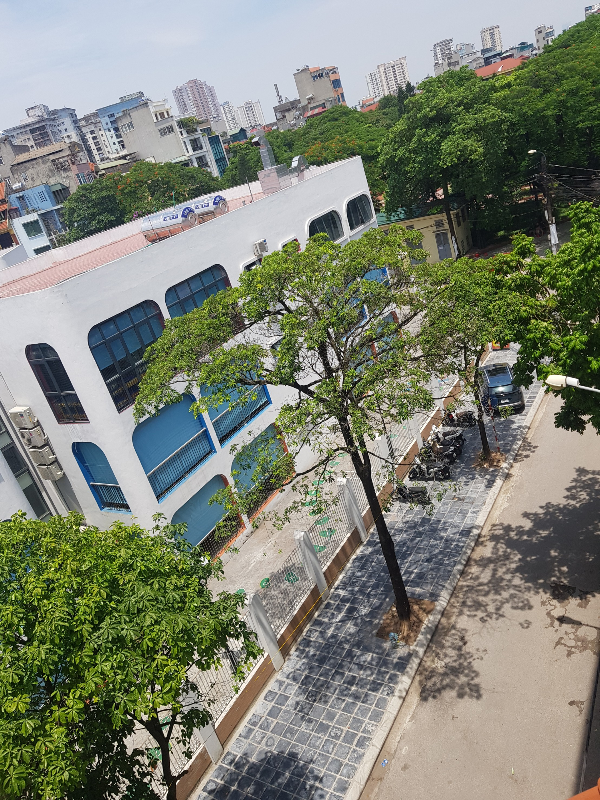 z5295072432199_2f6f842c805ec3a92c4db887fd446252