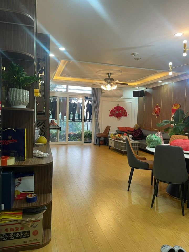 z5295283329945_92ea666635de0e206947f11c9bc55da7