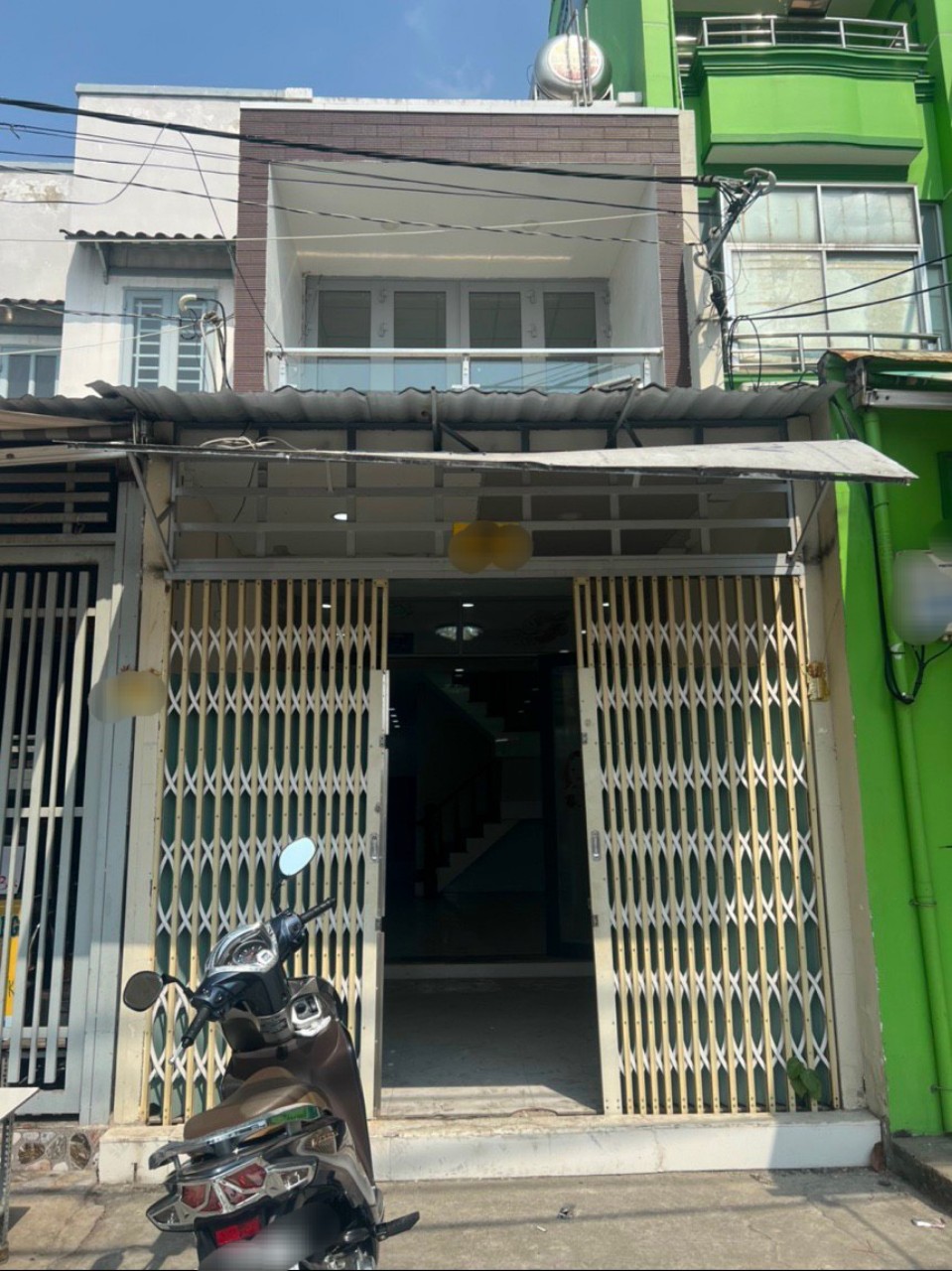 z5295845585619_40ecc7eb0a3f9f7aeb95038cb3c1f375