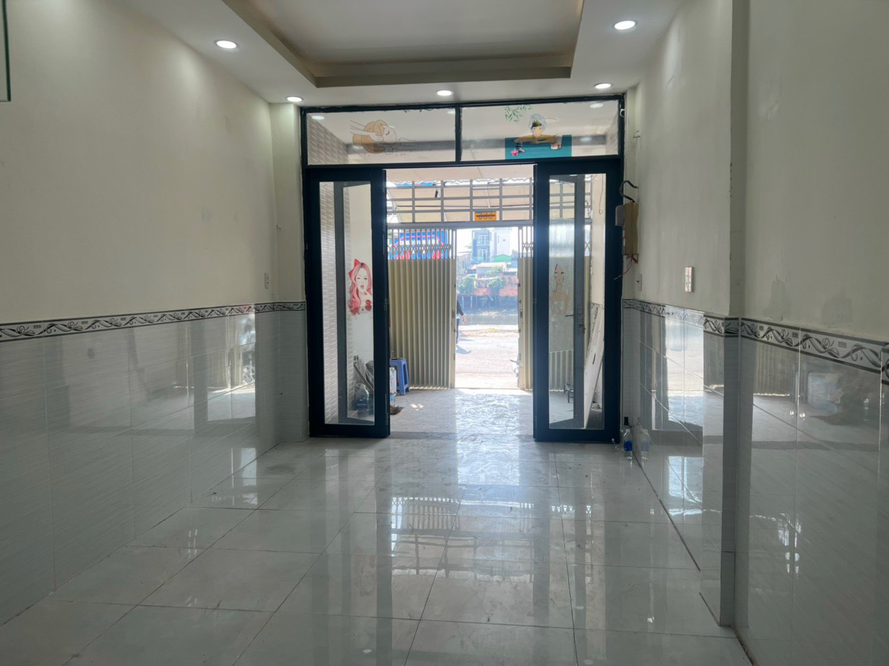 z5295845682466_4d9be71949a148536f532aa8beaf7cf2