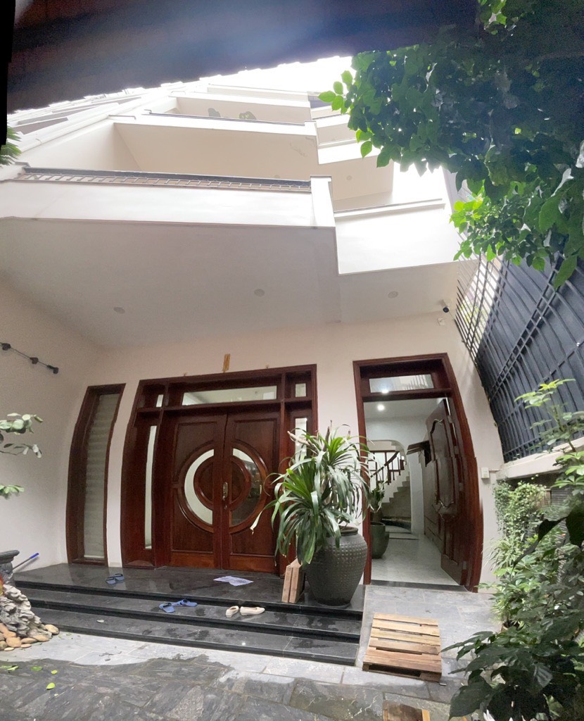 z5299456993202_65a216b8908aaa761fbf7b45cf147d99