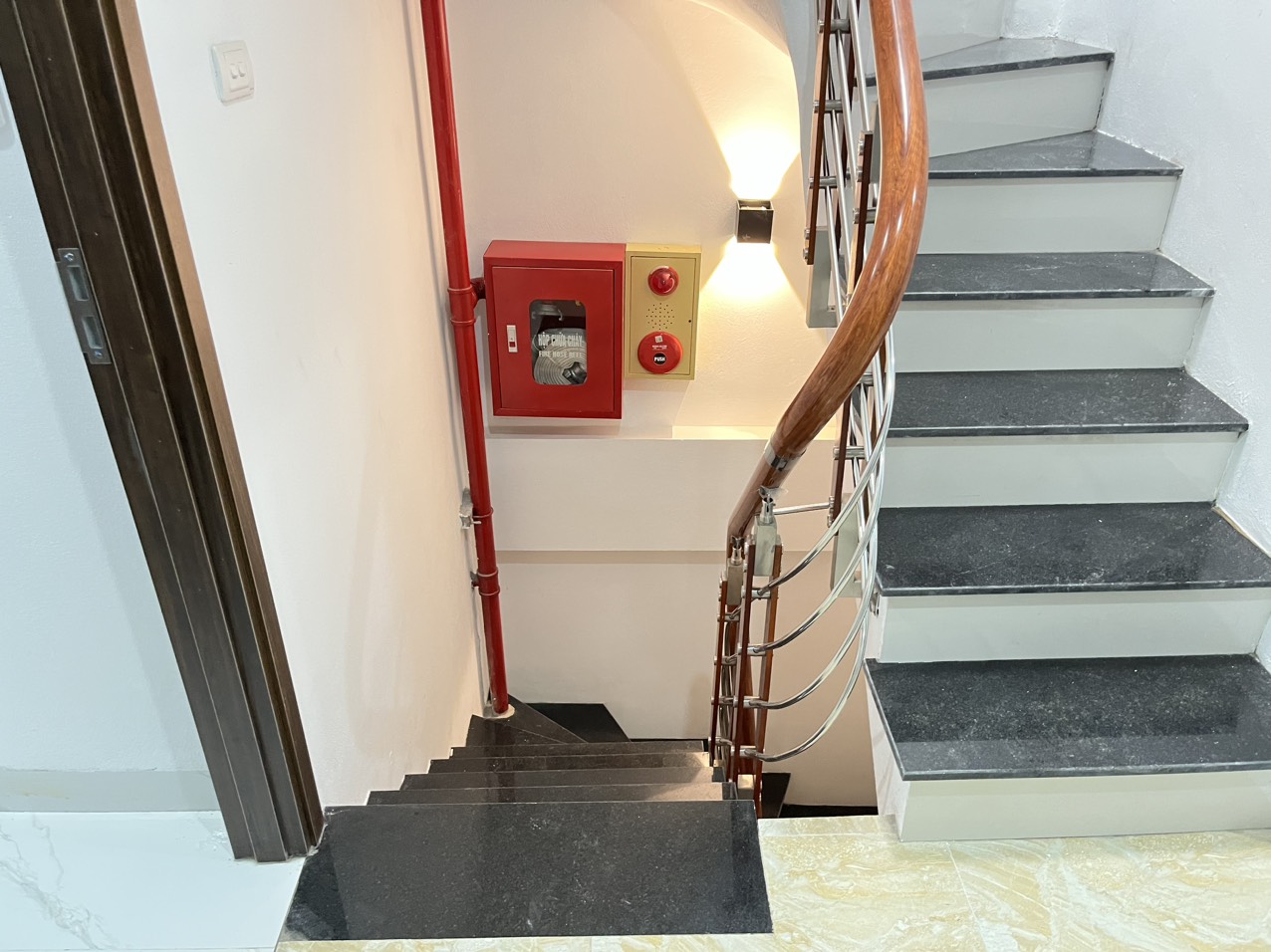 z5299608094384_cb1b24ff519d8ac4b9dd640364d8d427