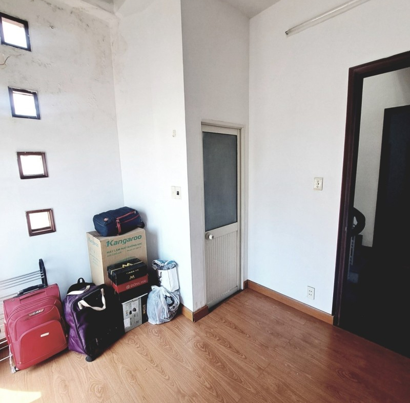 0adb1676f8c3426f1b68e8c11baf40af.md