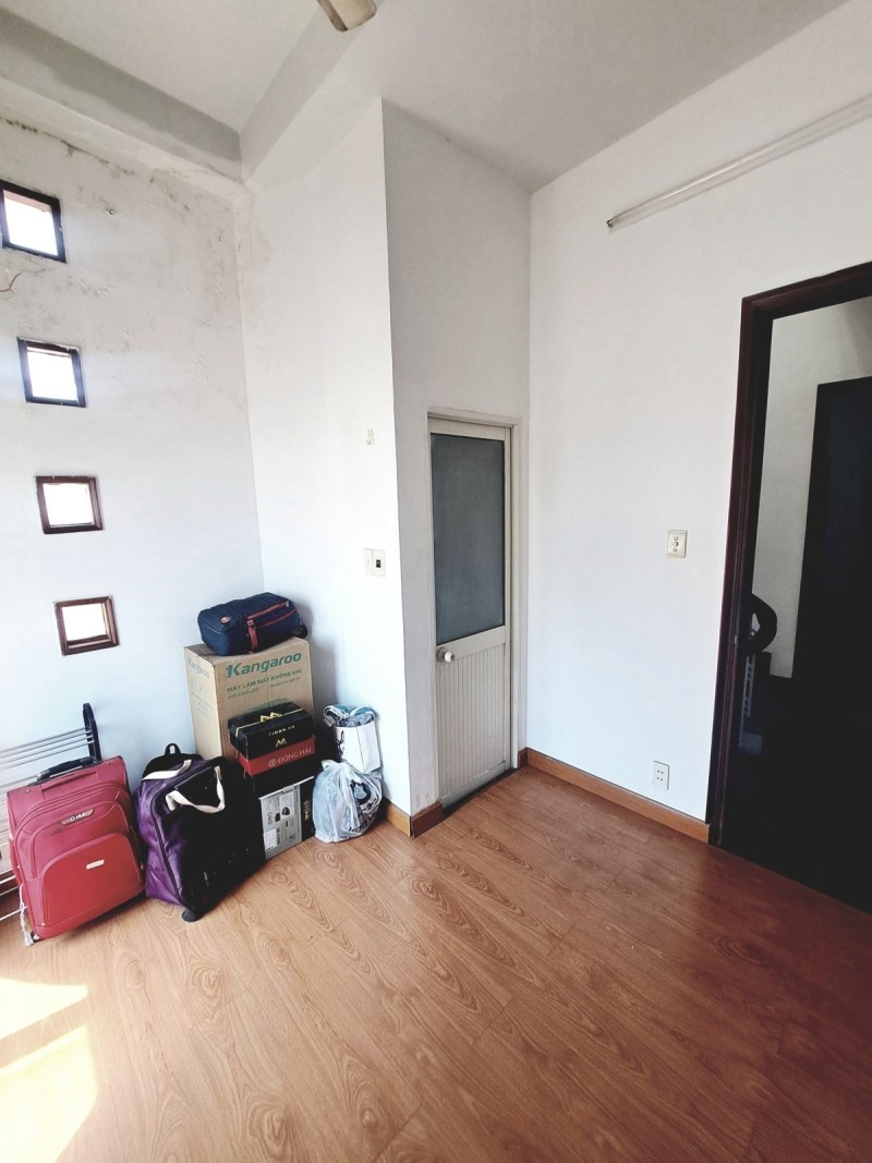 0adb1676f8c3426f1b68e8c11baf40af.md