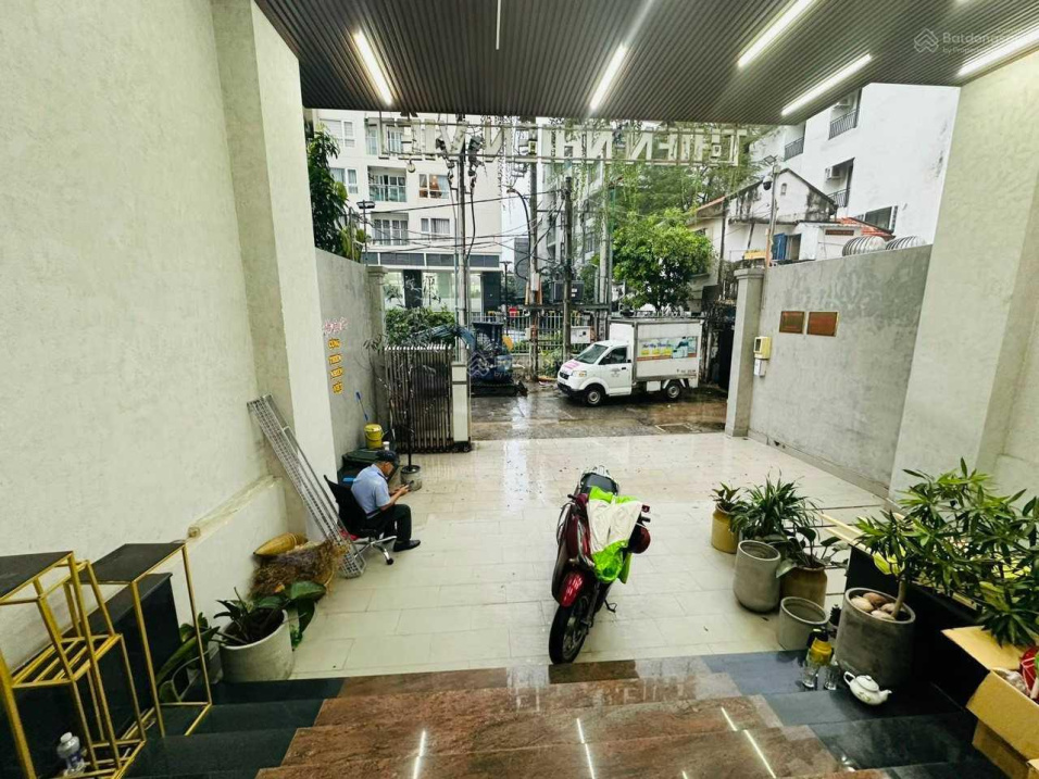 1889ac0c5eeea0cb2291d9ab6b03177a