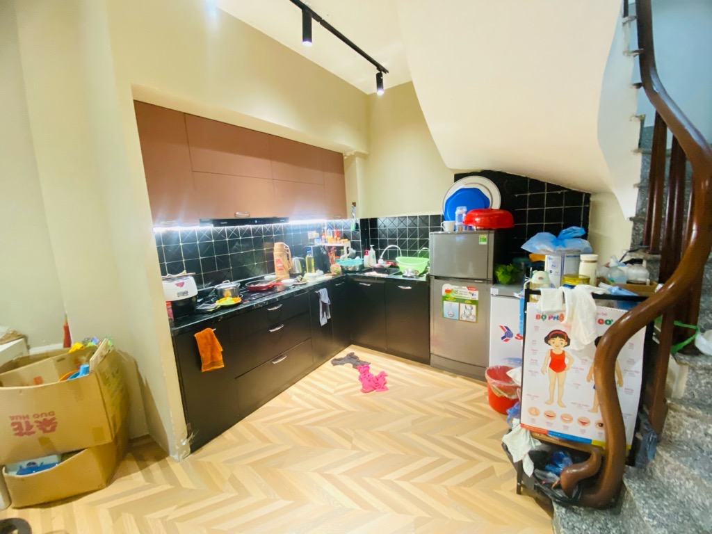 2h8s-F3D7B2D5-lugx8o4s_8_lugx8oa4