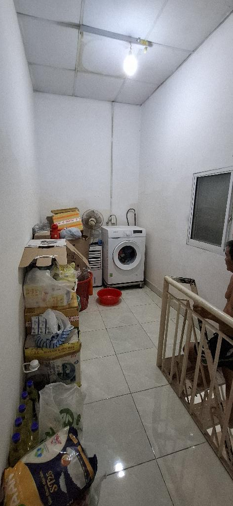 2hew-4B225461-luuxkez8_16_luuxkf7e