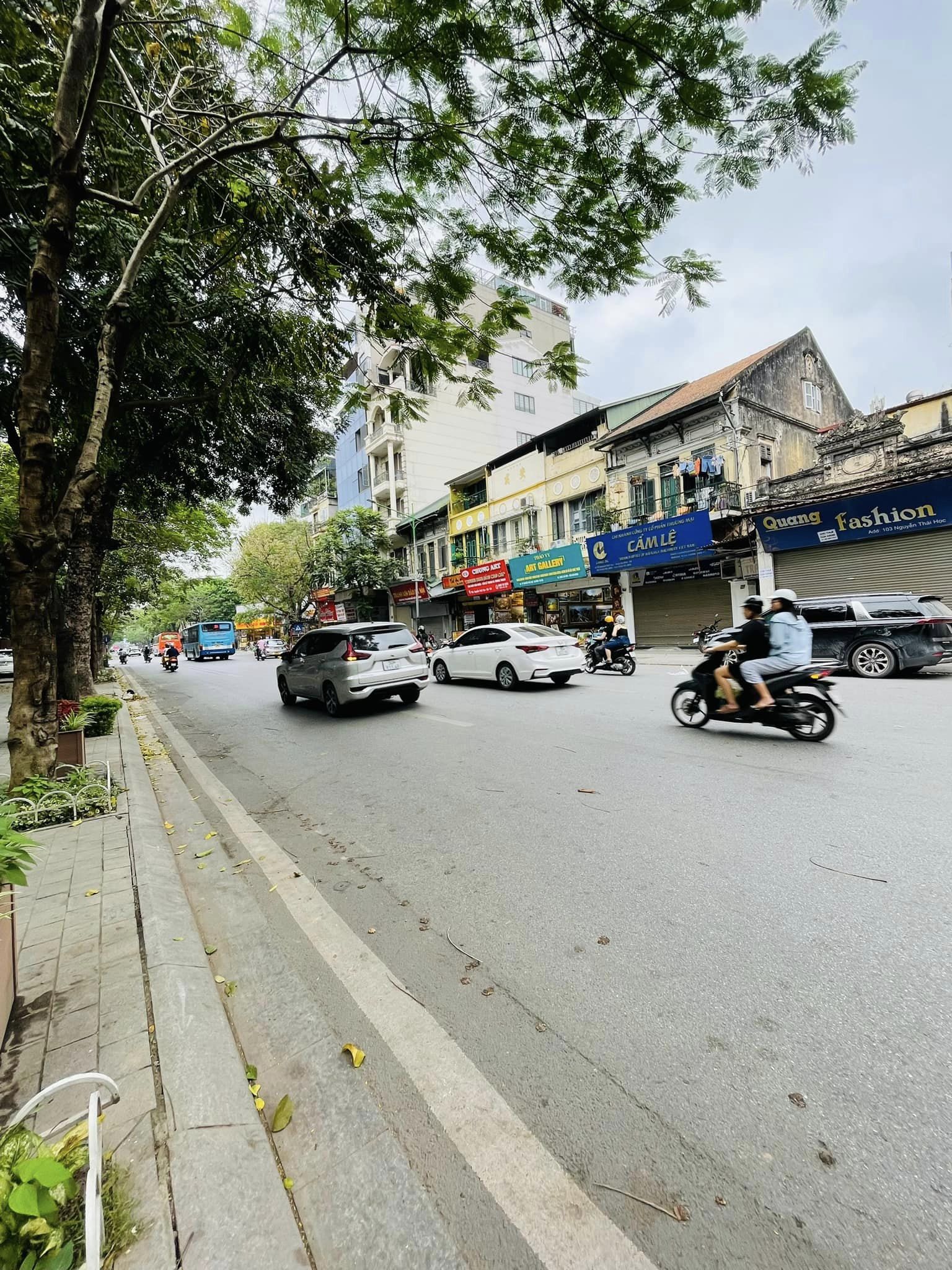 438729148_1233666474705791_257262675969583225_n