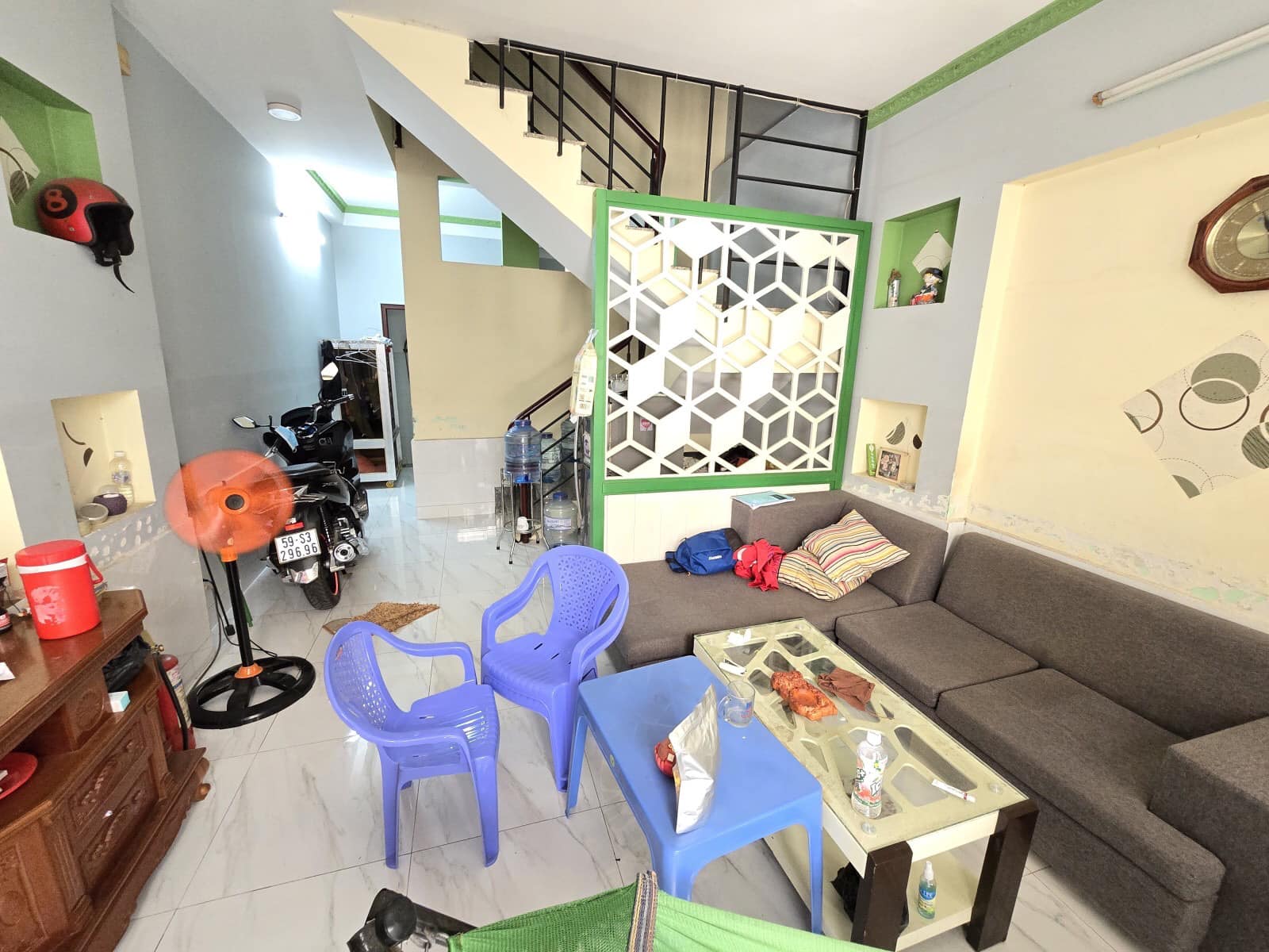 Ban nha hem, xe hoi truong tho thu duc-1