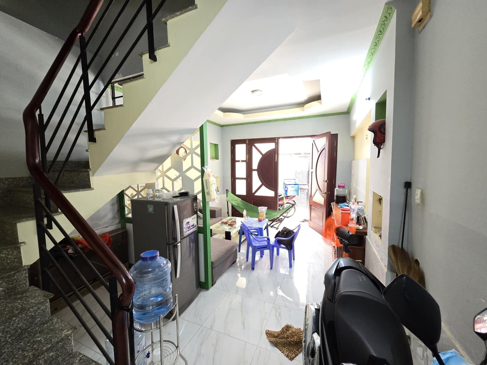 Ban nha hem, xe hoi truong tho thu duc-3