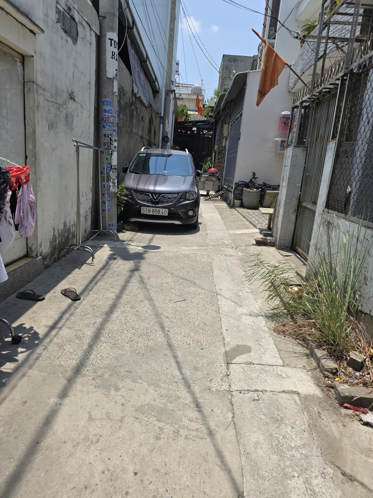 Ban nha hem, xe hoi truong tho thu duc-6