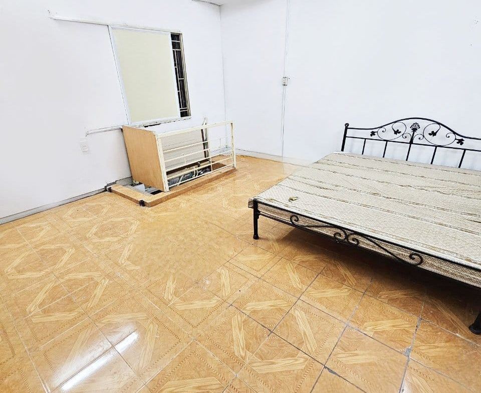 Cho_thue_nha_mat_pho_ba_trieu (5)