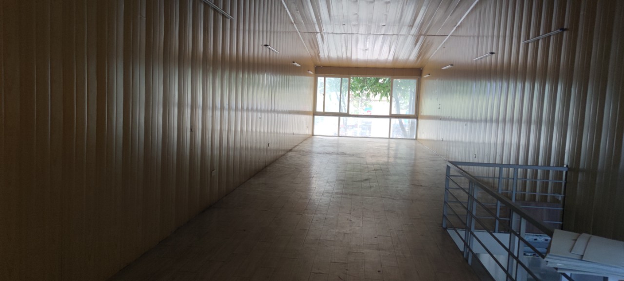 b1556cbc-9f3e-4366-842b-505badf9b79e