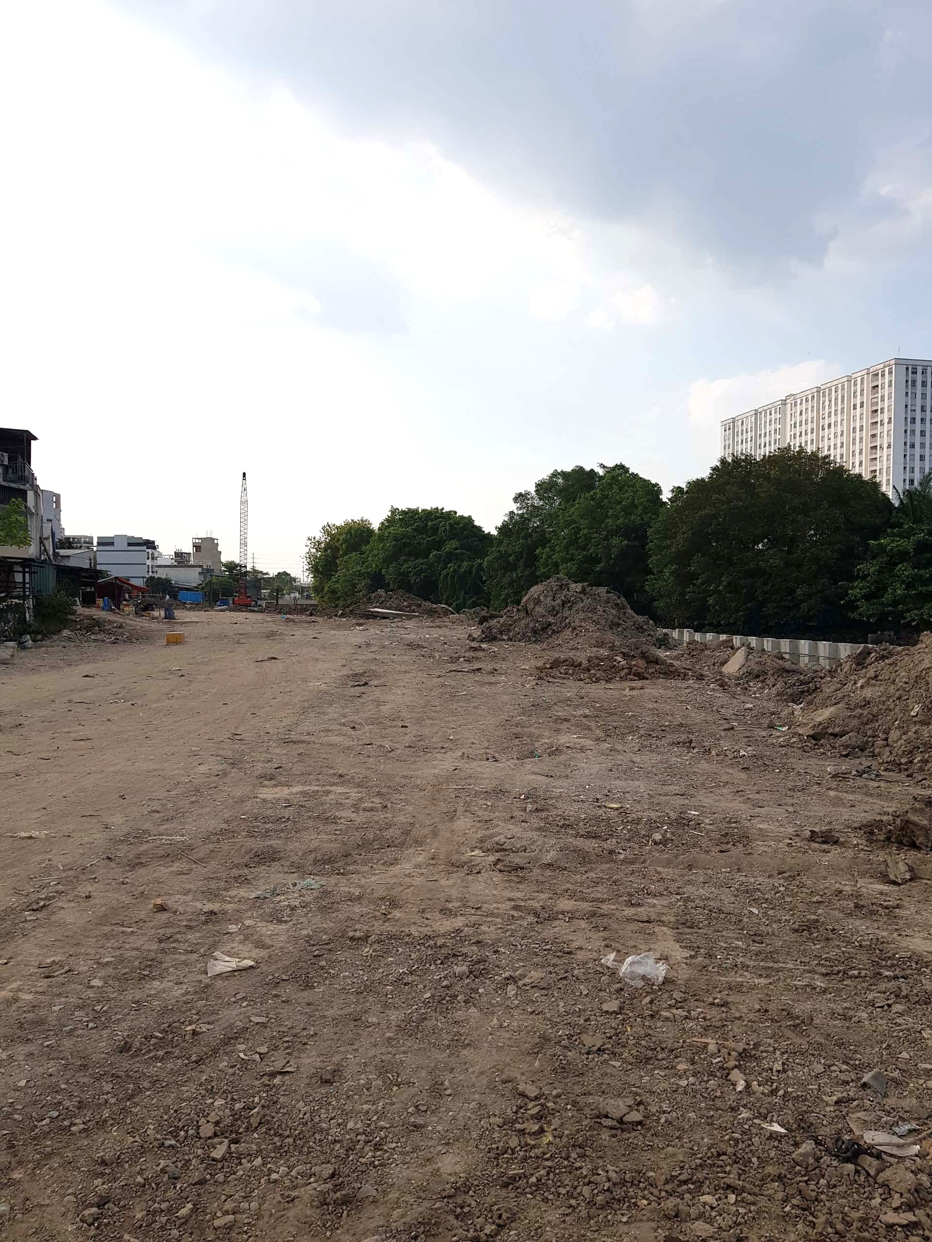 ban-dat-hem-xe-hoi-le-duc-tho-3-0964364745