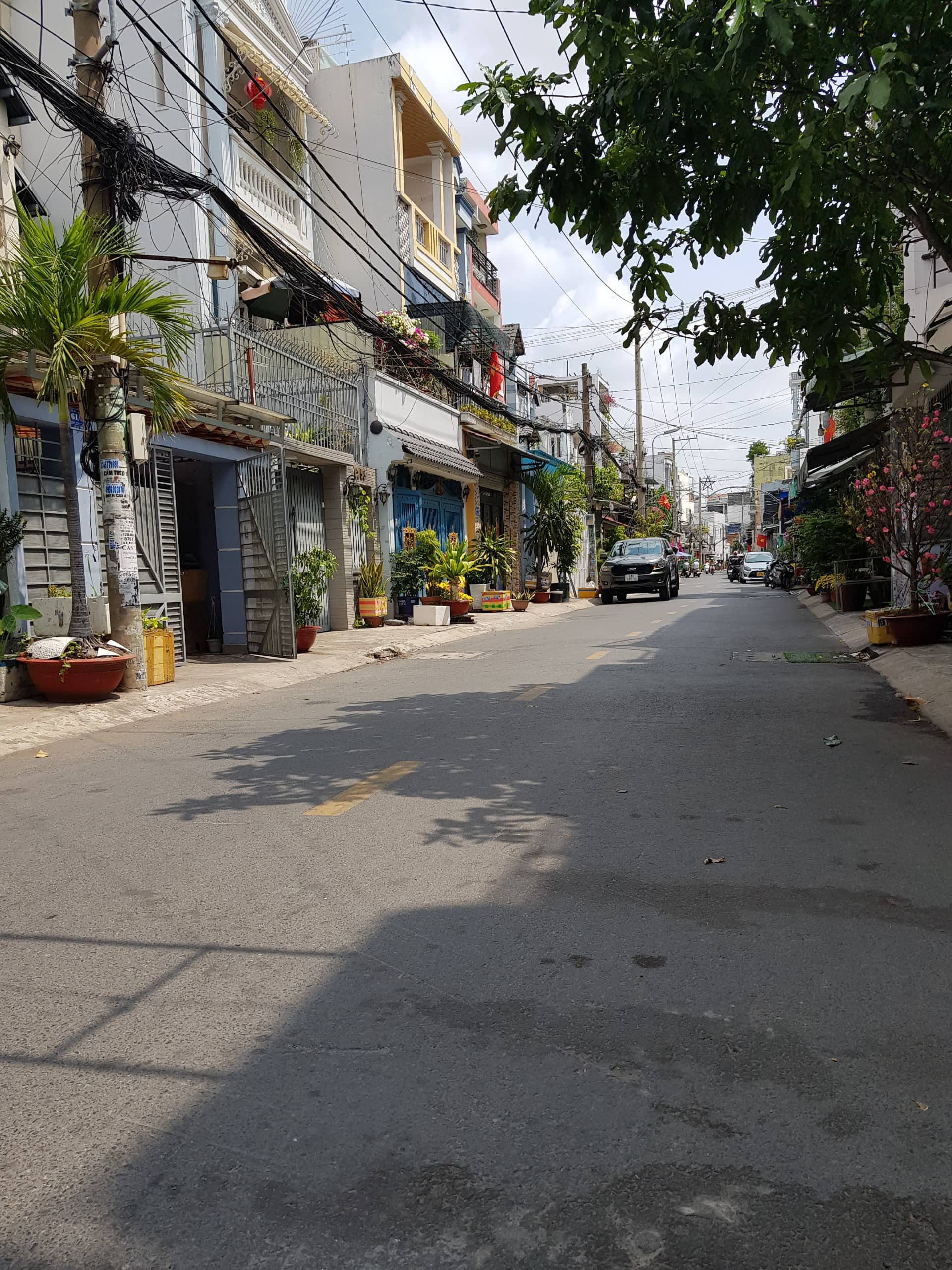 ban-nha-hem-xe-hoi-pham-van-chieu-1-0964364745-min