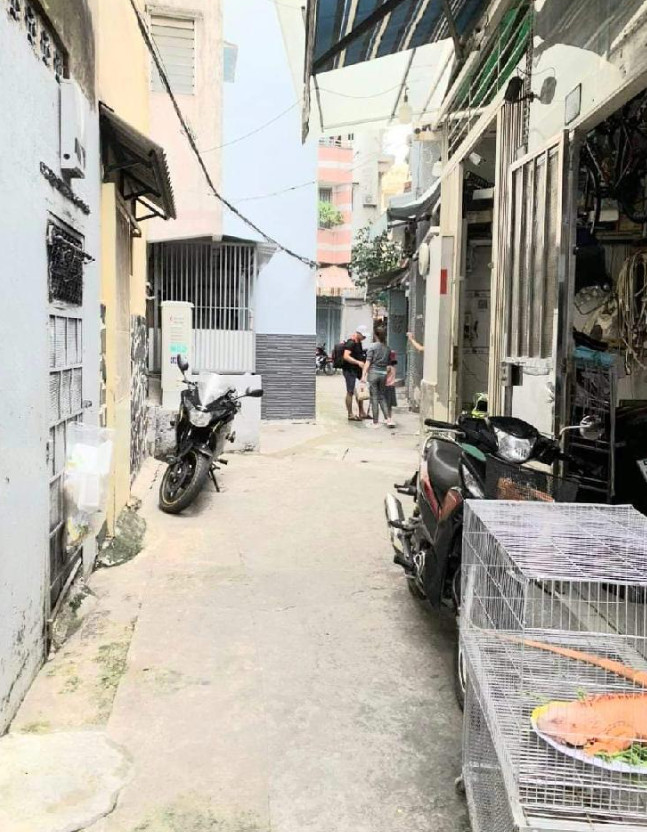 ban-nha-quan-10-duong-vinh-vien-can-ho-dich-vu-nha-be-tong-cot-thep-gia-re