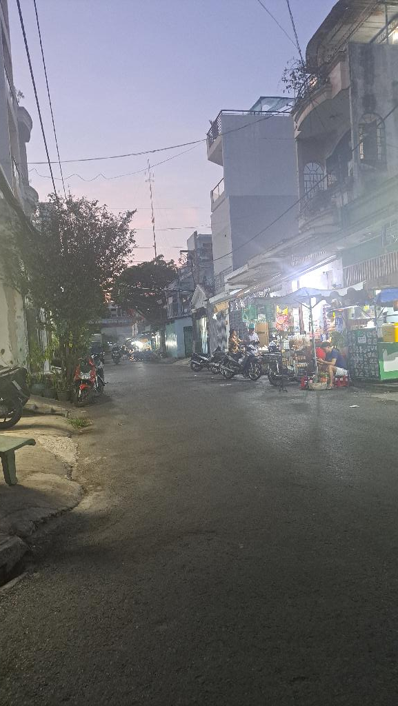 ban-nha-quan-11-duong-binh-thoi-hem-xe-hoi-nha-duoi-7-ty-nha-cap-4