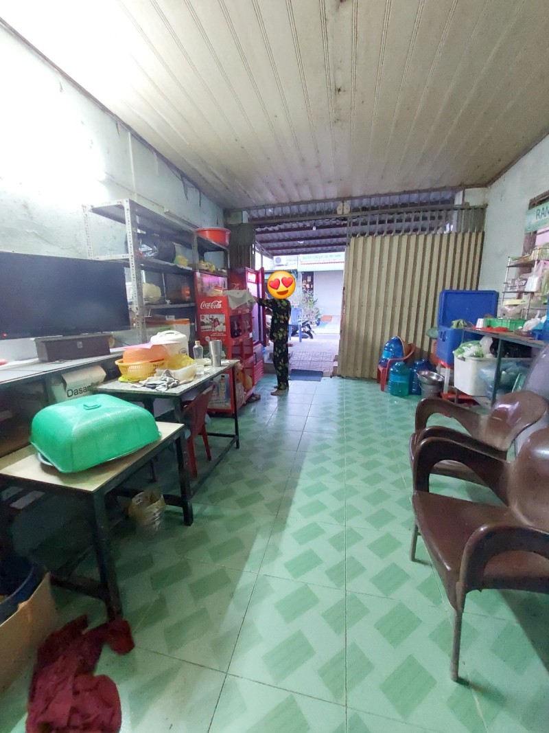 c00b267adbf6878b7d40e0cf7c8dd72e.md