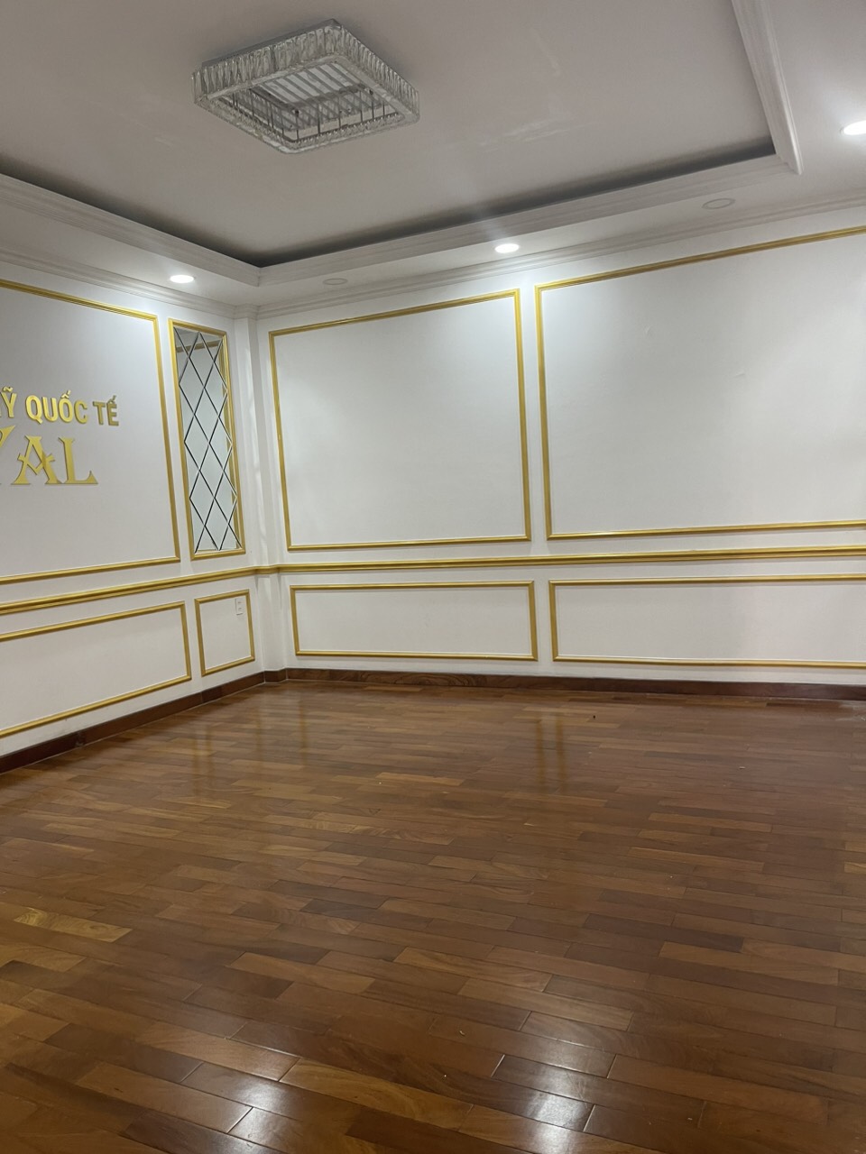 d6d18762e0904ece1781