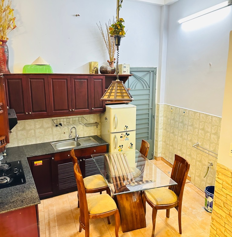 jvn-3F7A3368-lutr1971_4_lutr1995