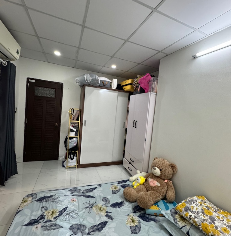 ku7-1E0ED5A5-luzajpus_13_luzajq4h