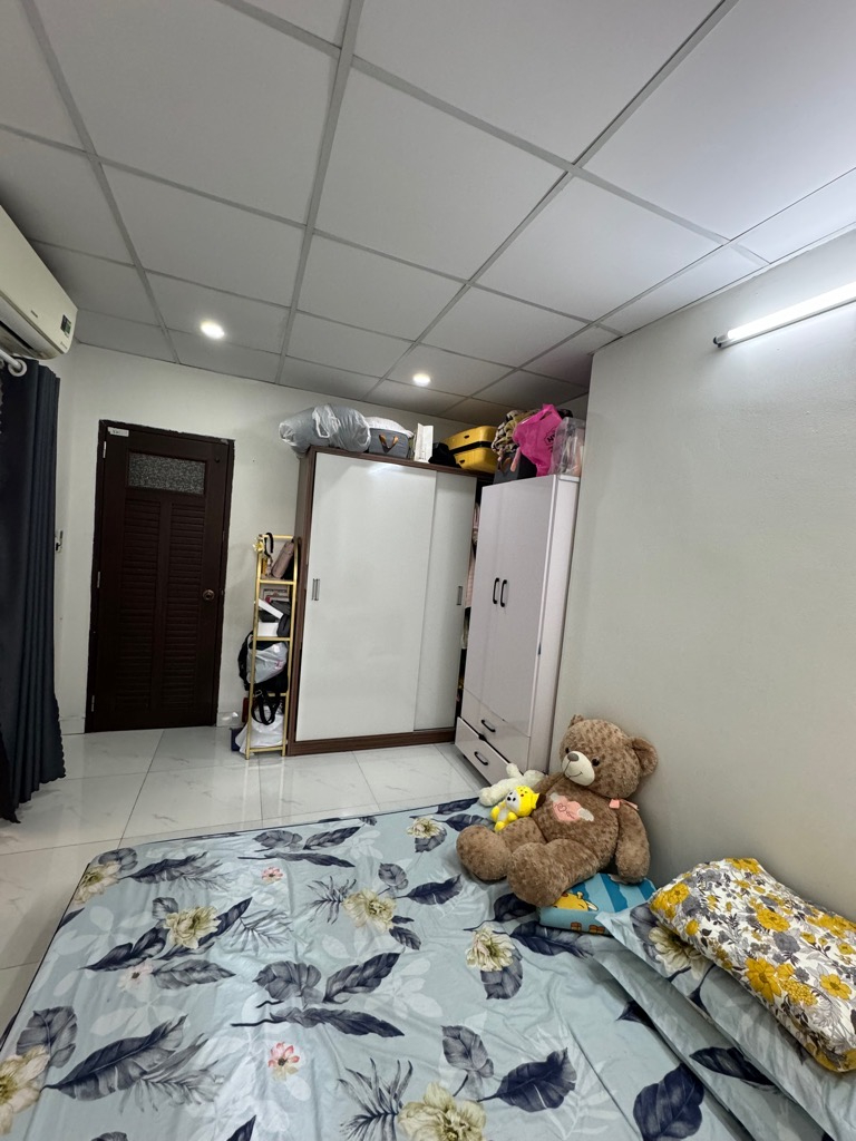 ku7-1E0ED5A5-luzajpus_13_luzajq4h